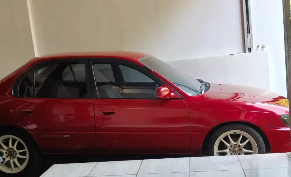 Toyota Great Corolla 1995 pemakai