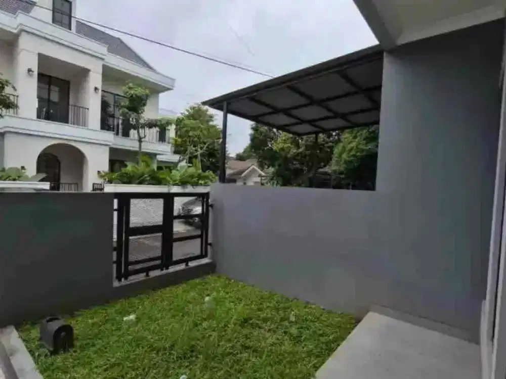 Rmh dijual super cepat di kencana loka  12.2, 
Lt 90 lb 120
Kt 3+1
Km 3+1
Shm
Semi furnish
Harga 1.950 m nego banyak