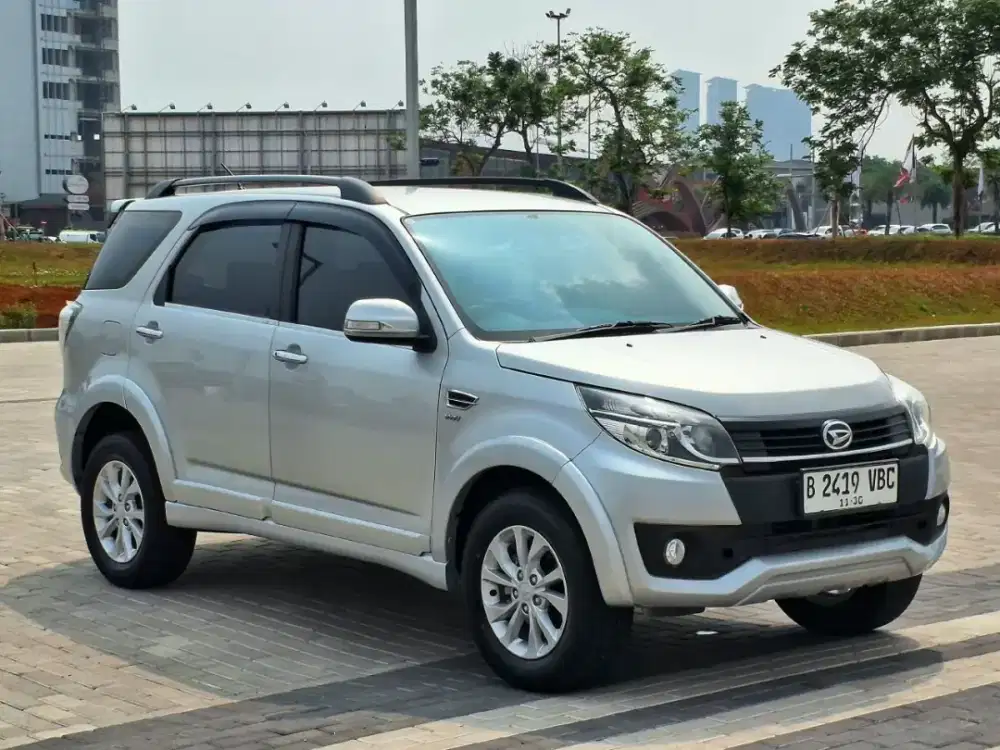 Daihatsu Terios R 1.5 Manual 2015