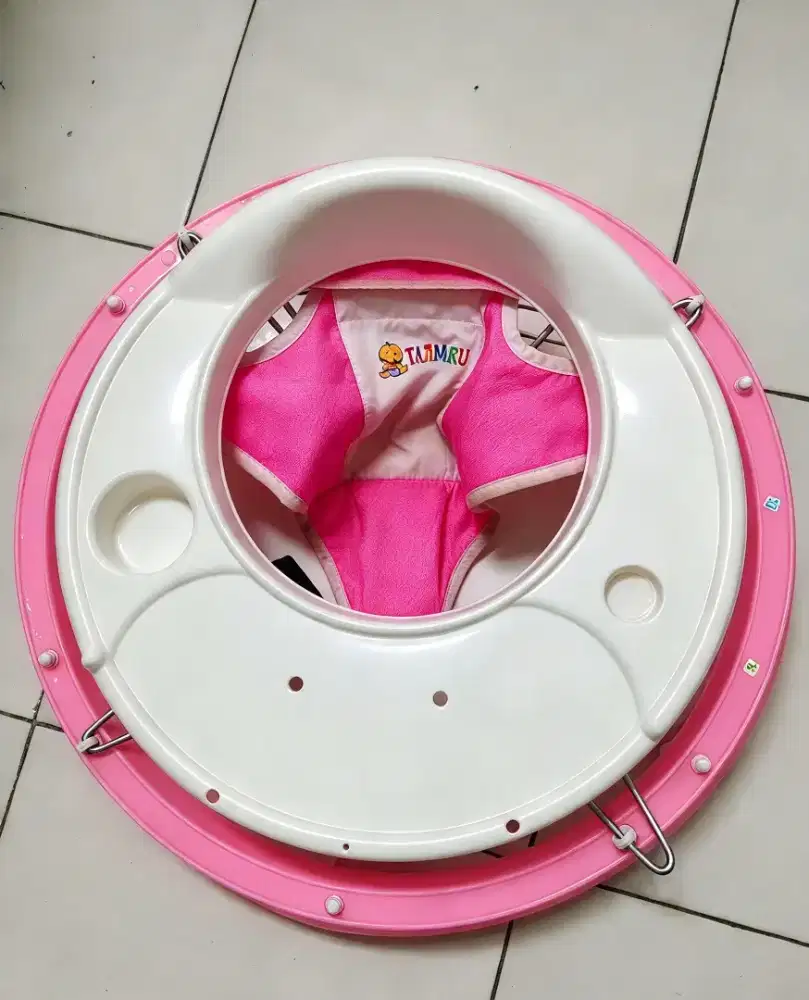 Baby walker like new