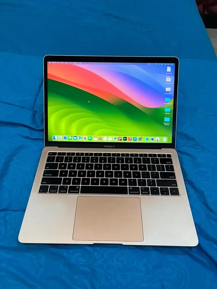 macbook air 2019 gold ibox