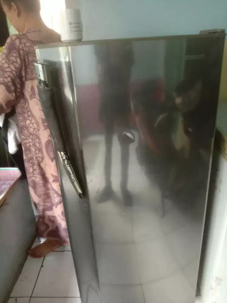 Kulkas 1 pintu normal