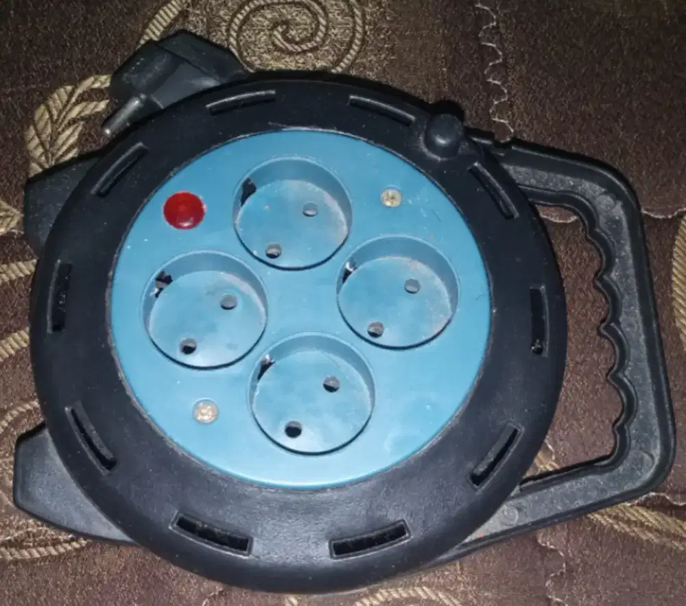 Kabel colokan rollan 5 meter