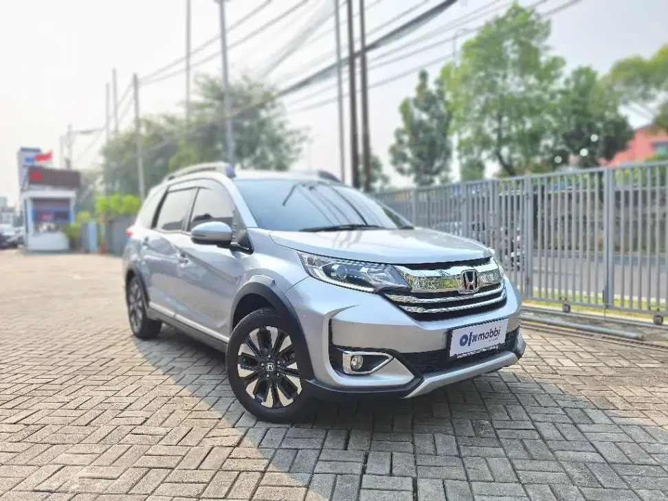 DP MURAH Honda BR-V 1.5 E Bensin-AT 2019 Abu CWVDB