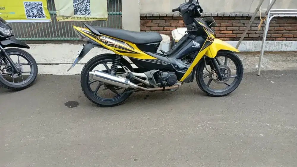 Honda revo lancip karbu 2008 pajak idup