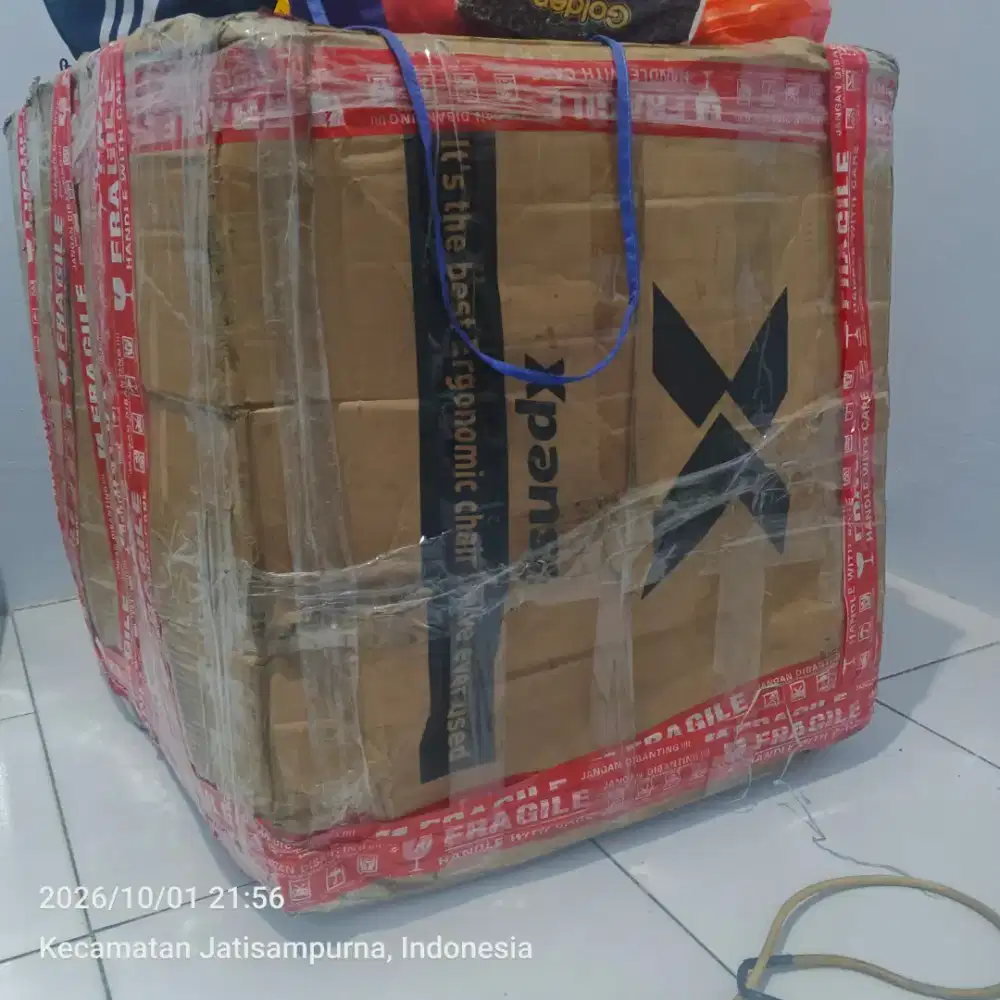 Kursi kantor Xpanse t10