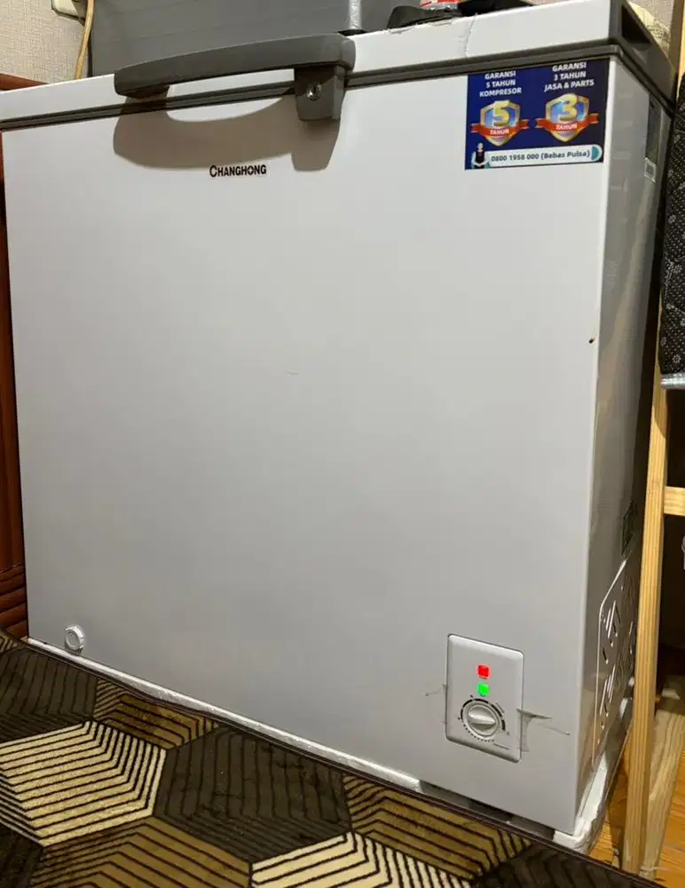 Changhong chest freezer kapasitas 210