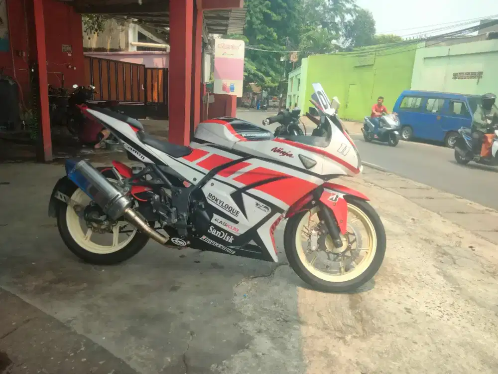 Dijual Ninja 250 2012 Full Modifikasi