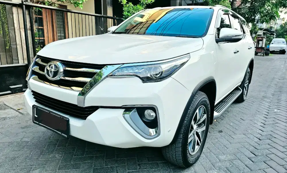 FORTUNER 2.4 AT VRZ Putih ANTIK KM43rb ServiceRekod TG1 SUPER ISTIMEWA