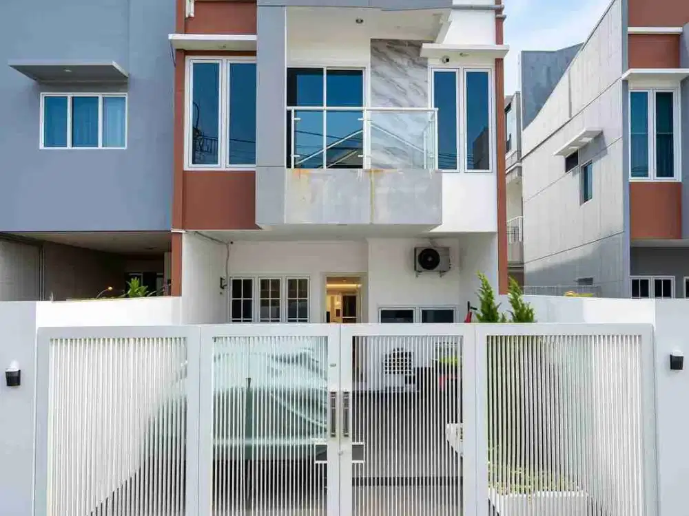 rumah mewah 2 lantai siap huni di cempaka putih jakarta pusat