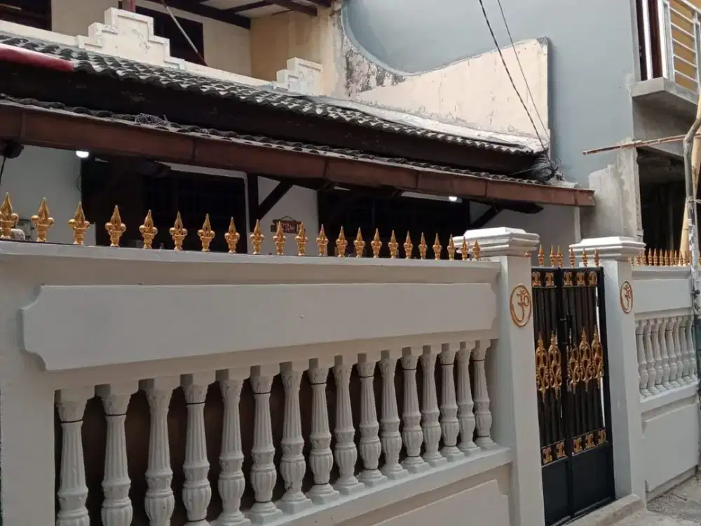 Dijual Rumah Tinggal dengan Segudang Aktivitas Bisnis Warga Kemayoran