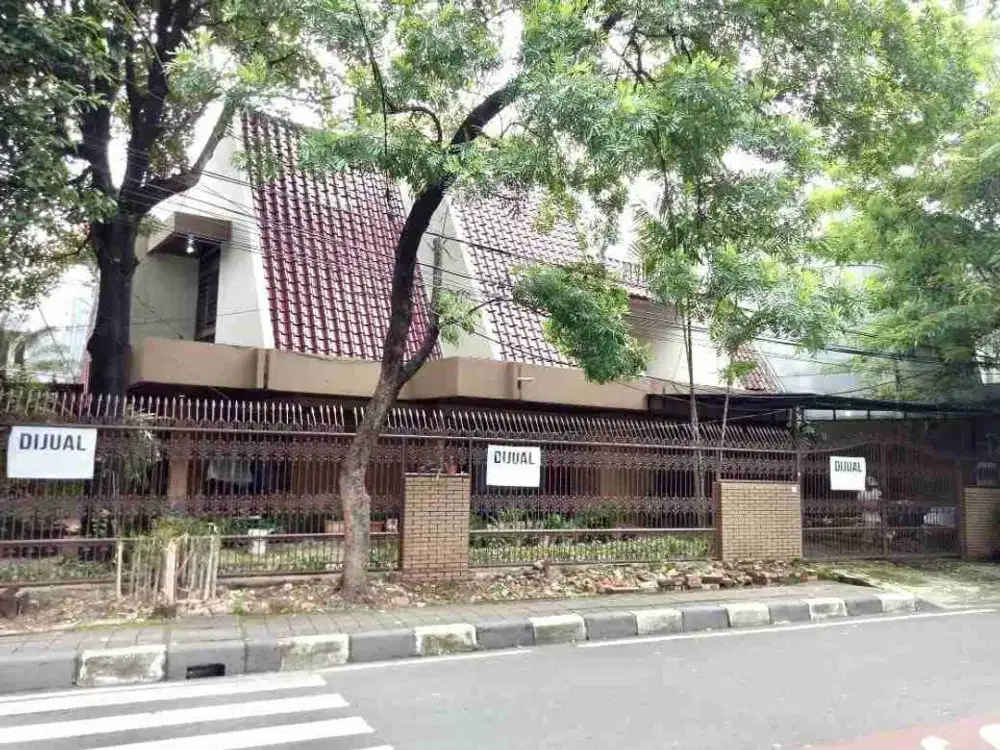 DIJUAL RUMAH HOOK 2 LANTAI DI BENHIL