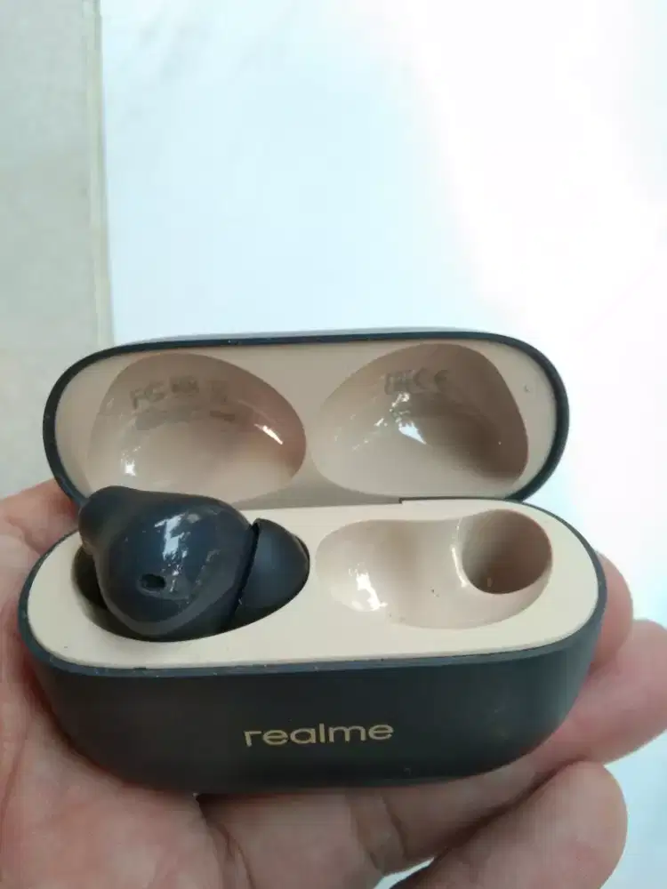 Realme Buds T300