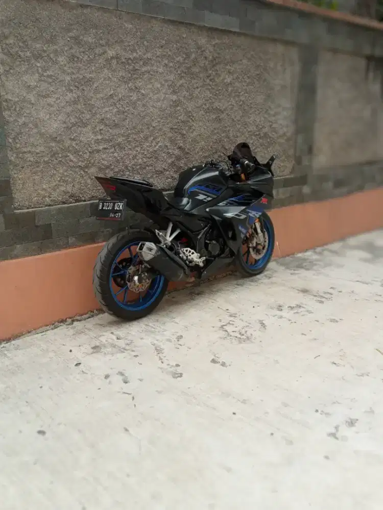 DI JUAL CEPAT HONDA CBR 150 R TIPE K45R