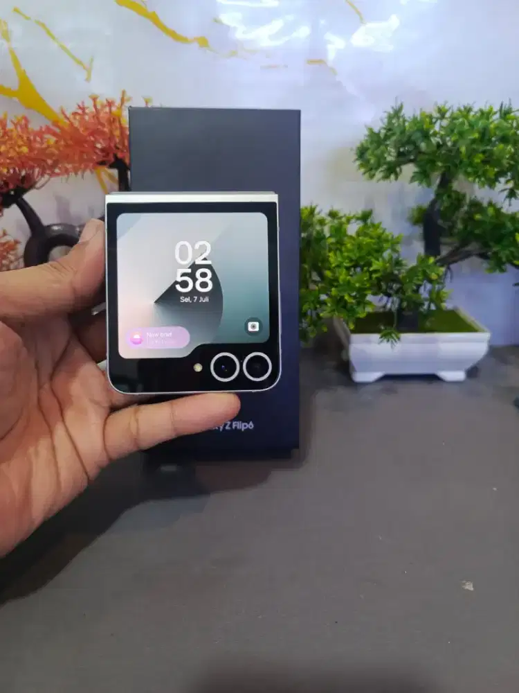 SAMSUNG Z FLIP 6 5G RAM 12/256GB ORIGINAL SEIN MULUS NORMAL FULLSHET