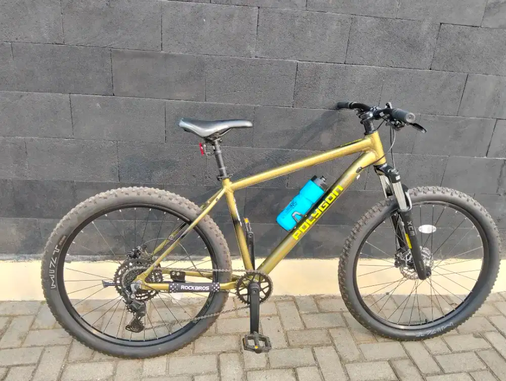 POLYGON CASCADE 4 2026 like new size L