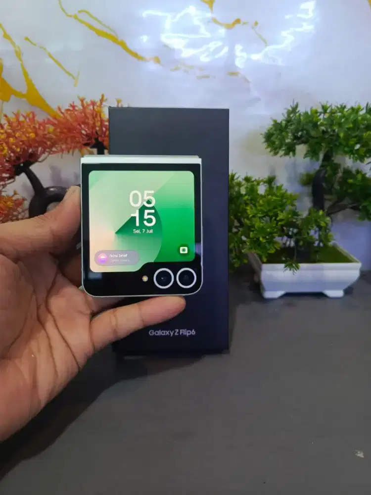 SAMSUNG Z FLIP 6 5G RAM 12/256GB ORIGINAL SEIN MULUS NORMAL FULLSHET