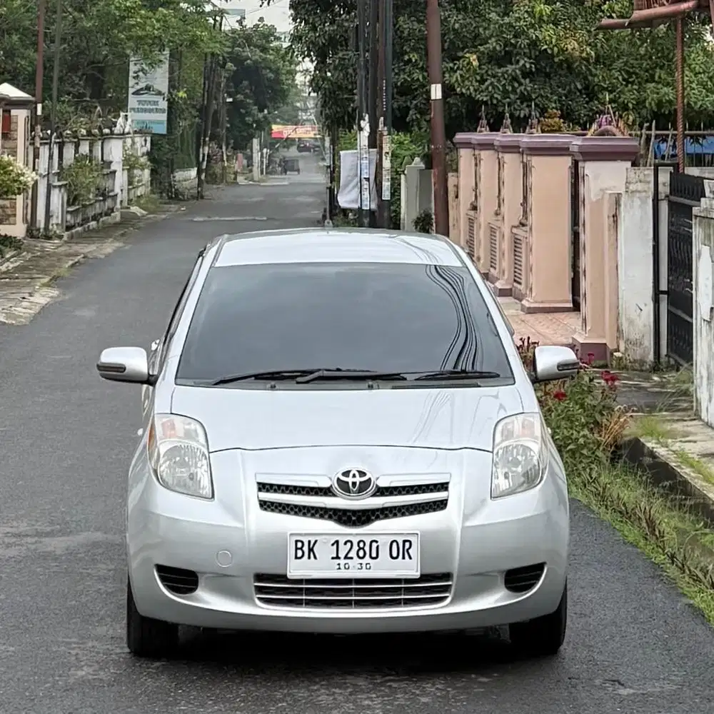 Toyota Yaris E 1.5 Matic 2008
