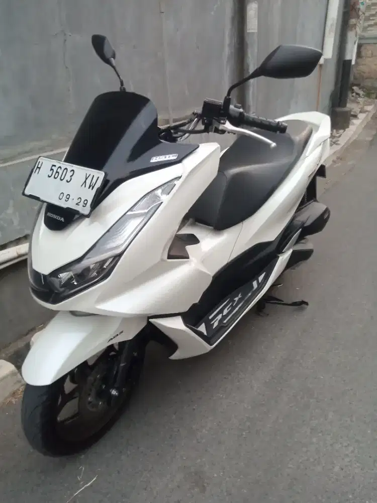 Honda PCX ABS 2024 Putih