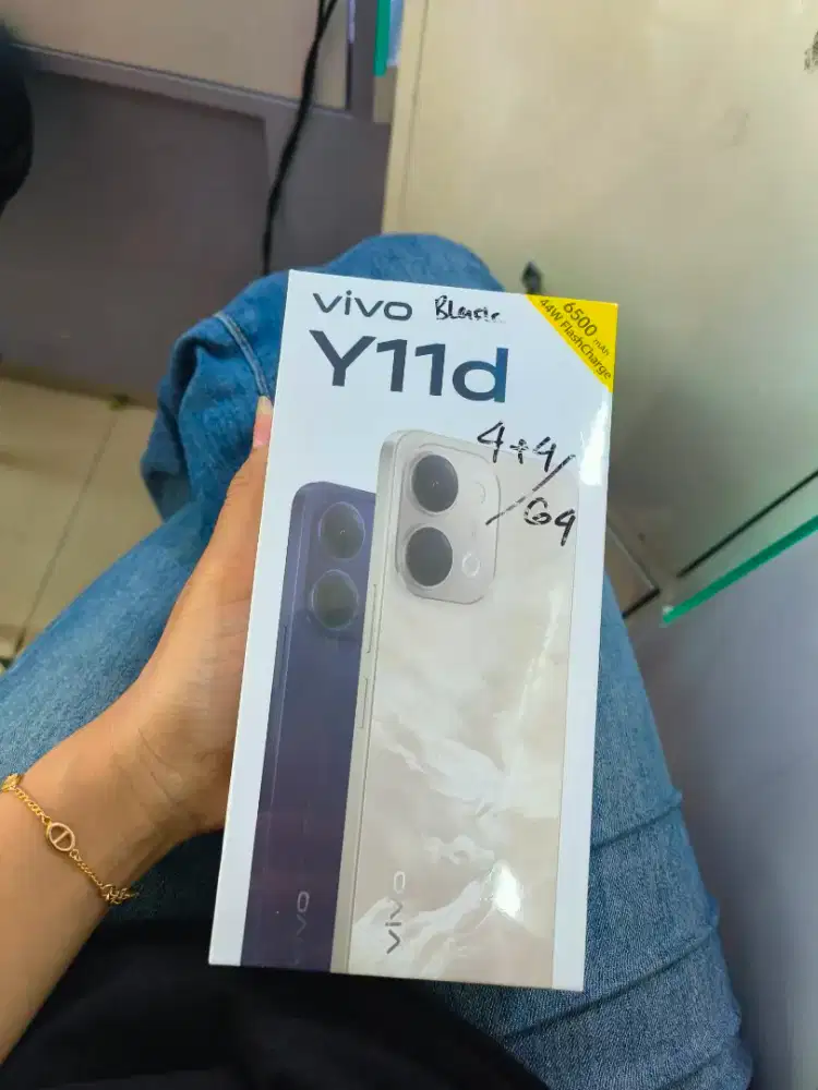 Vivo Y11D 4/64 New Bergaransi Resmi Siap Antar