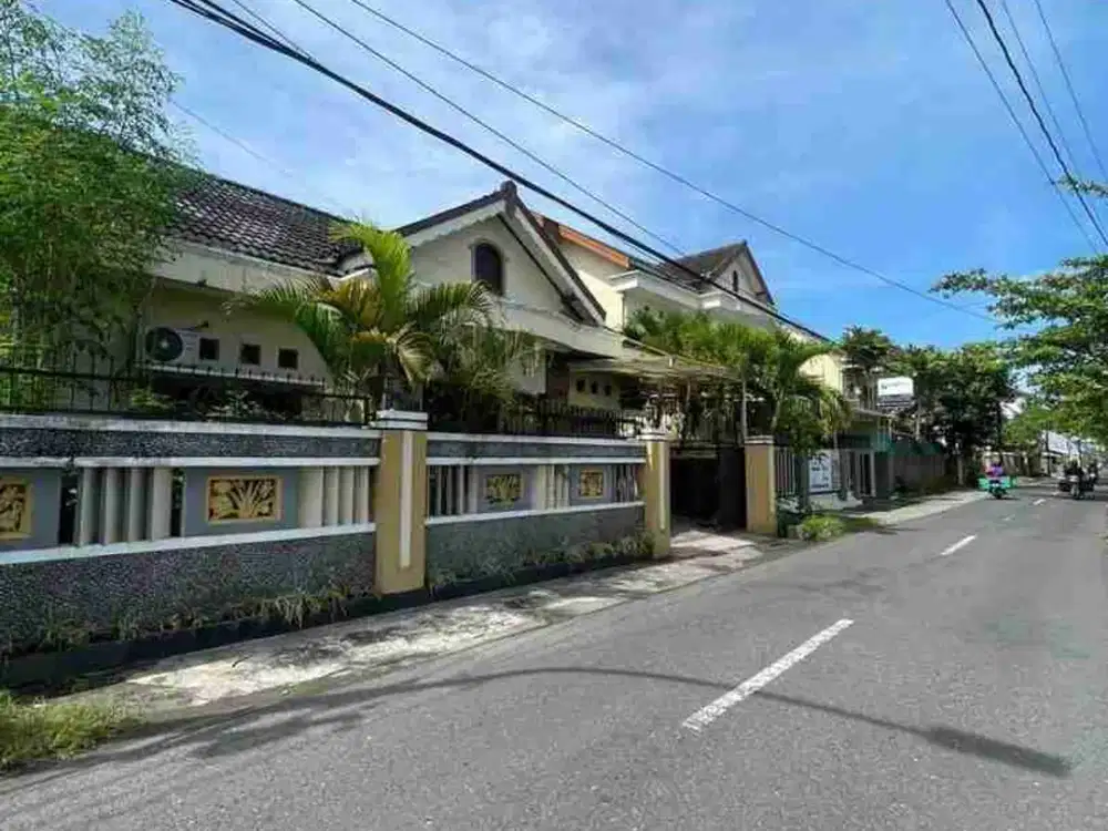 Rumah Tinggal Asri Tepi Jalan Aspal Daerah Ngoto Jl. Imogiri Barat