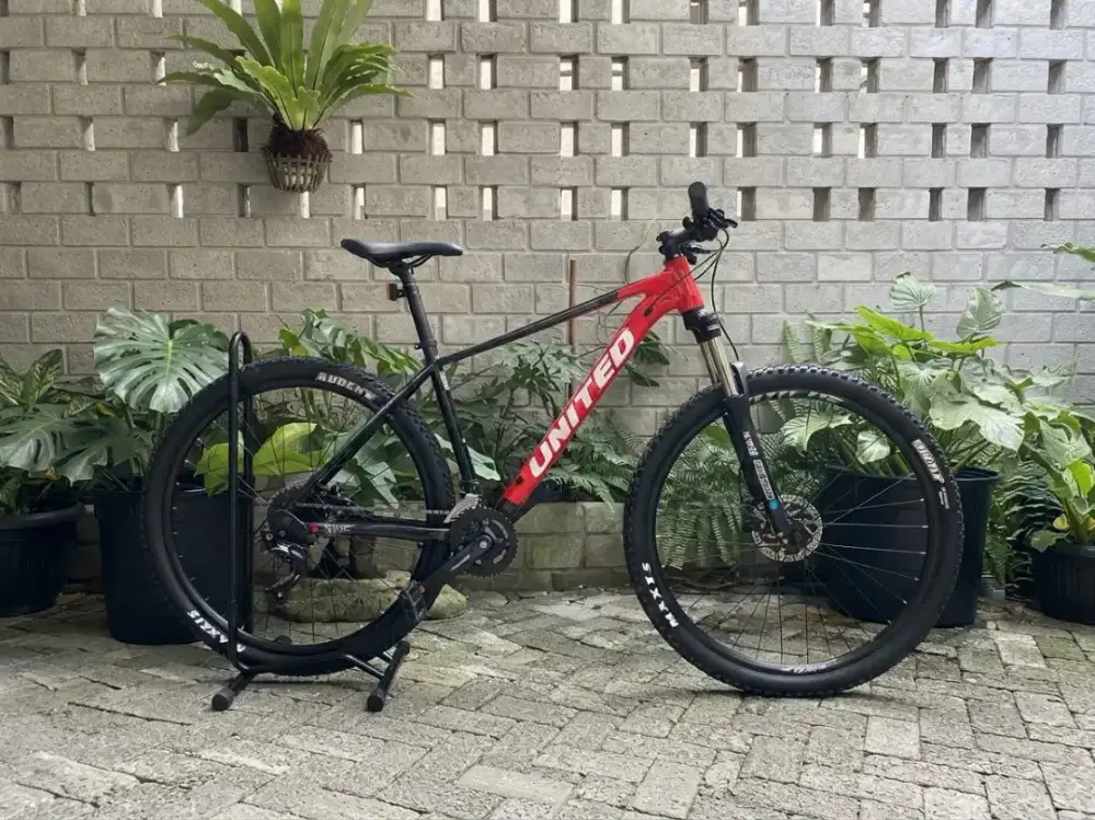 MTB UNITED CLOVIS 3.10