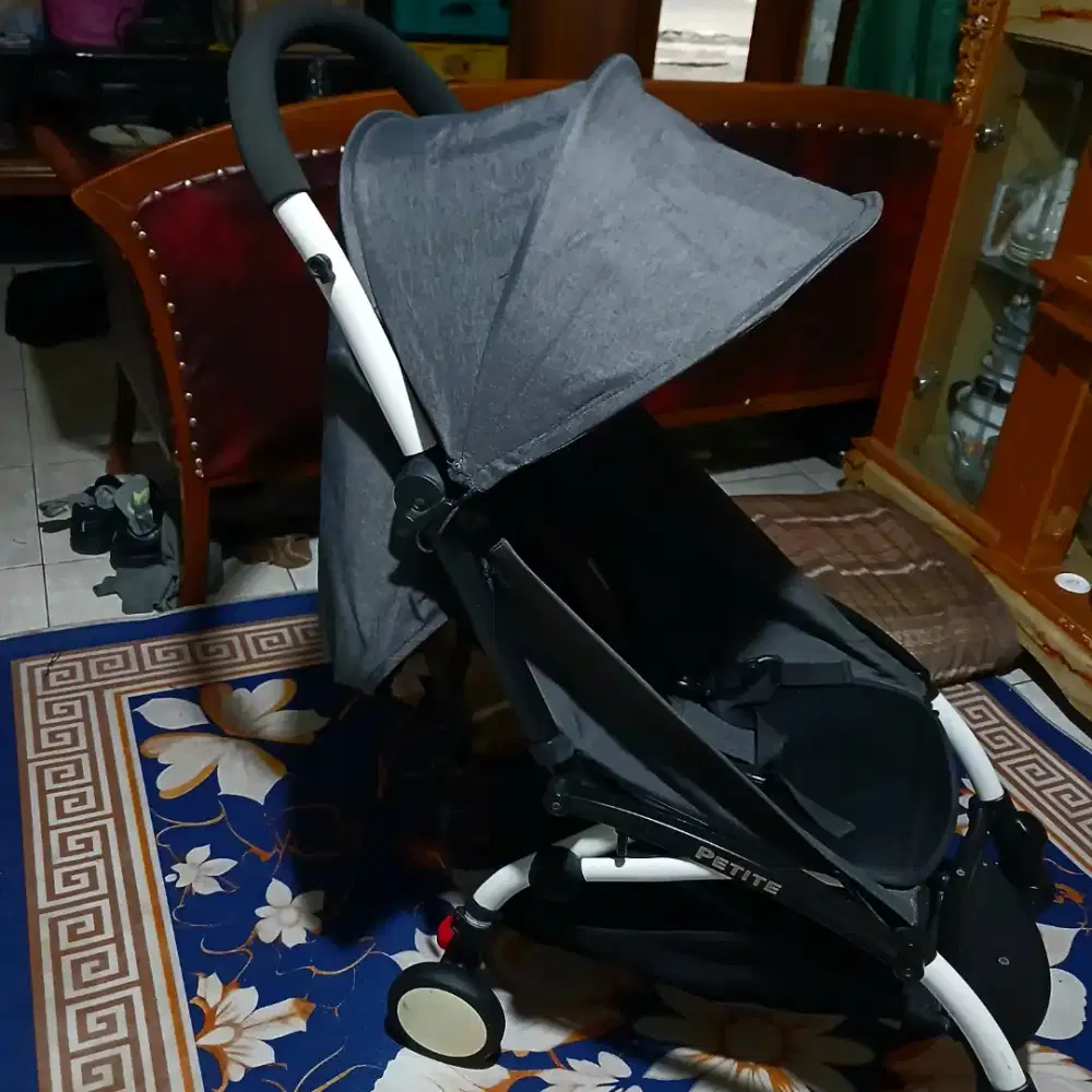 Stroler baby does petiti masih bagus cabindize