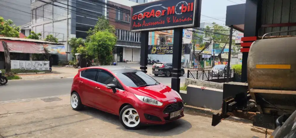 Fiesta S AT 2015