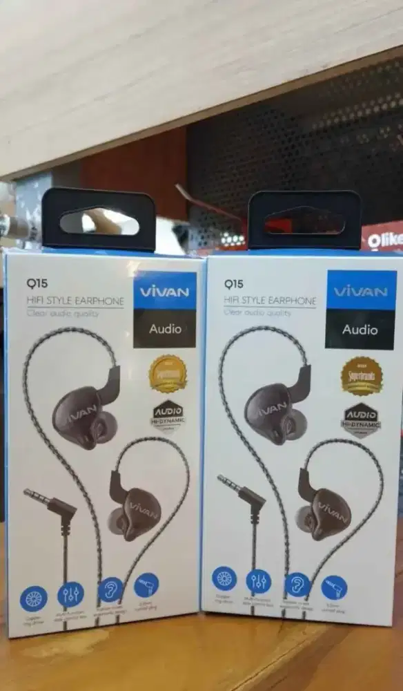 IN EAR EARPHONE