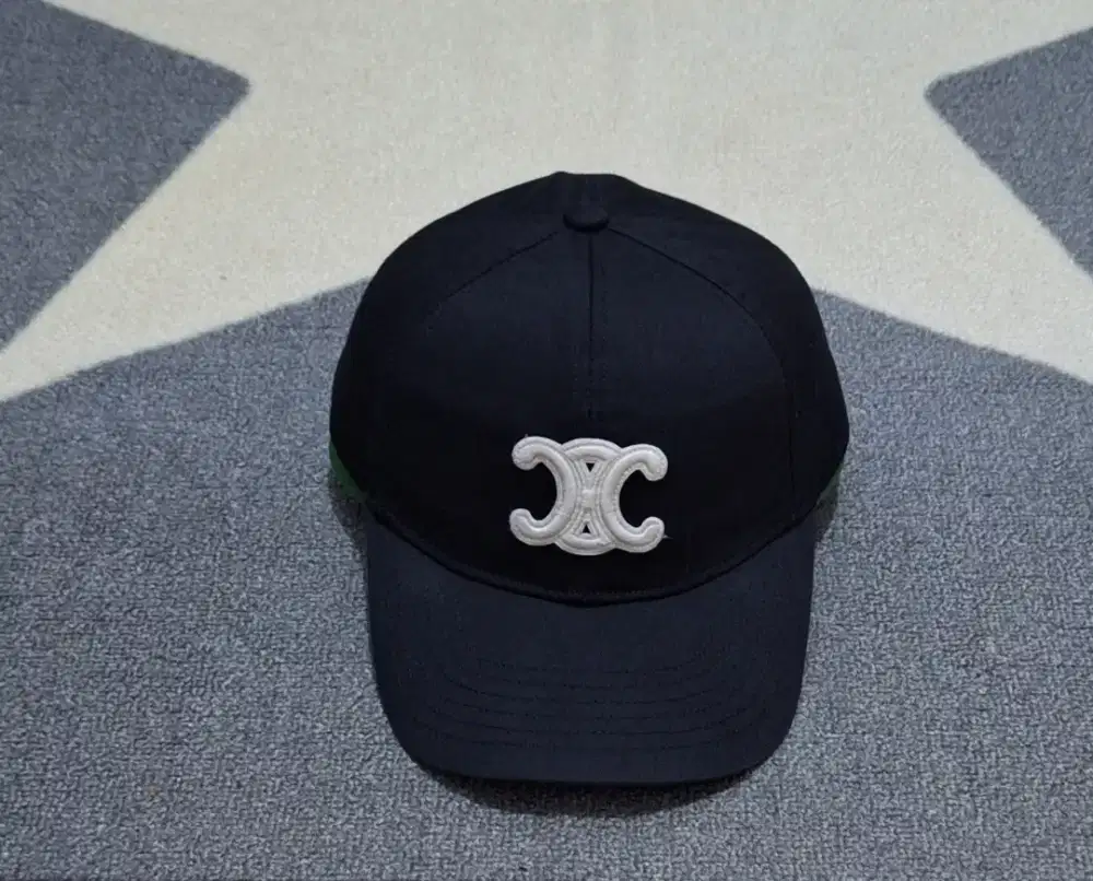 Topi celine original second bekas