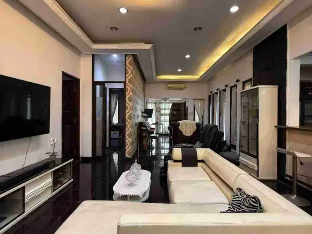 Tanjung Barat Simatupang Rumah Siap Huni Furnished Dalam Cluster