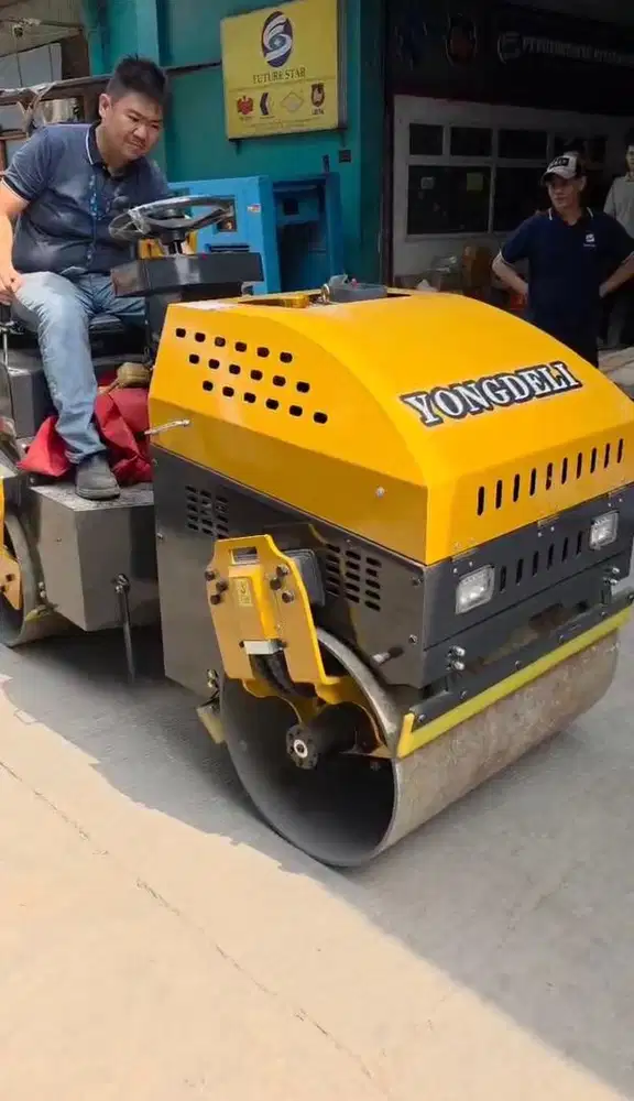 Mesin Pemadat Aspal / Baby Roller / Tandem Roller
