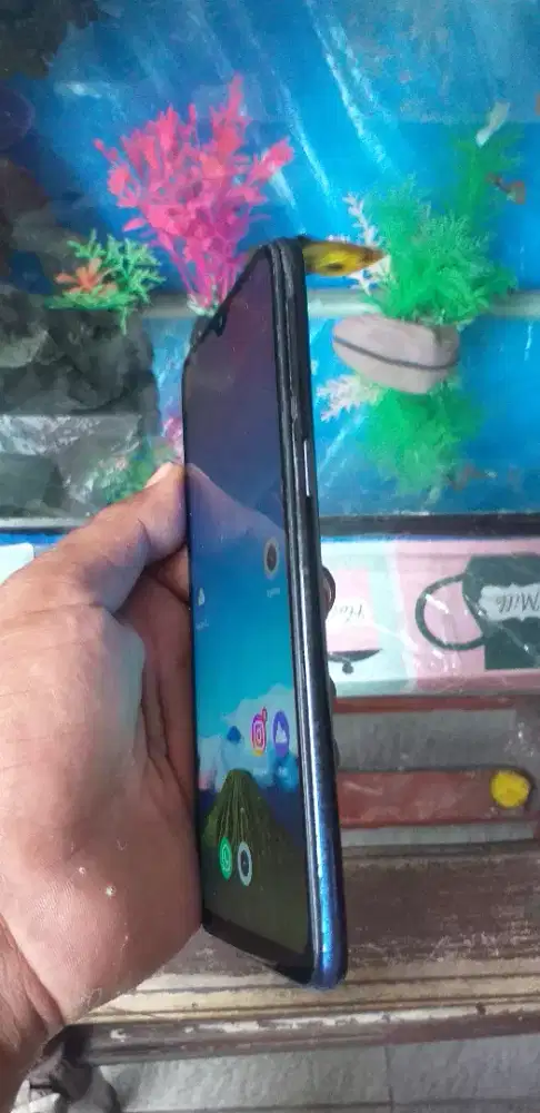 REALME 3 RAM 4/64 TANPA DUS DAN CASZAN.. HILANG LUPA TARO DIMANA..