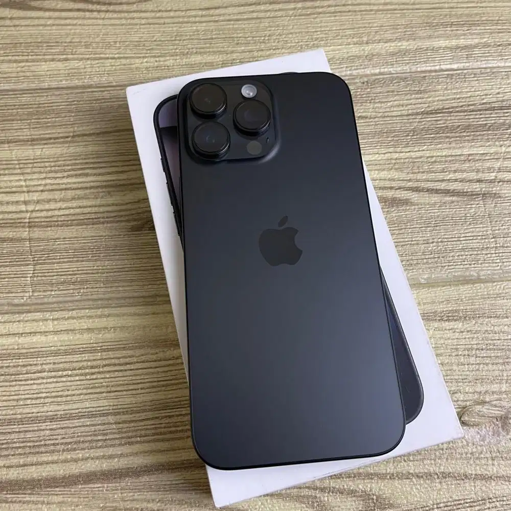 iphone 16 pro max 256gb ex ibox  Fullset Mulus Bisa COD dan TT
