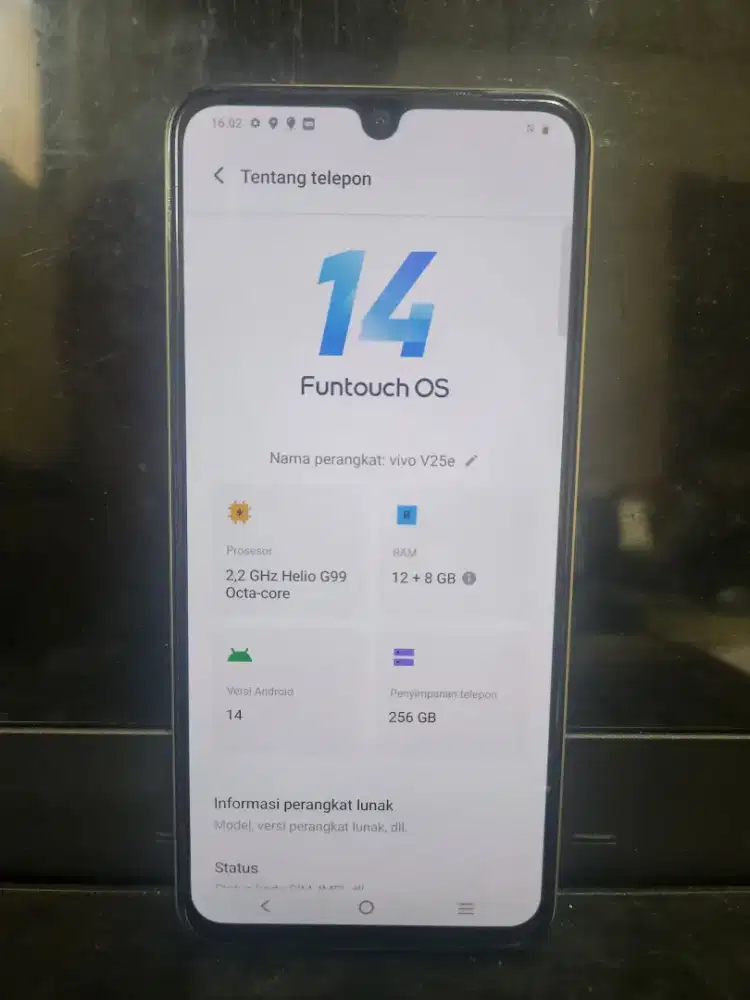 Vivo V25e 12+8/256 + charger