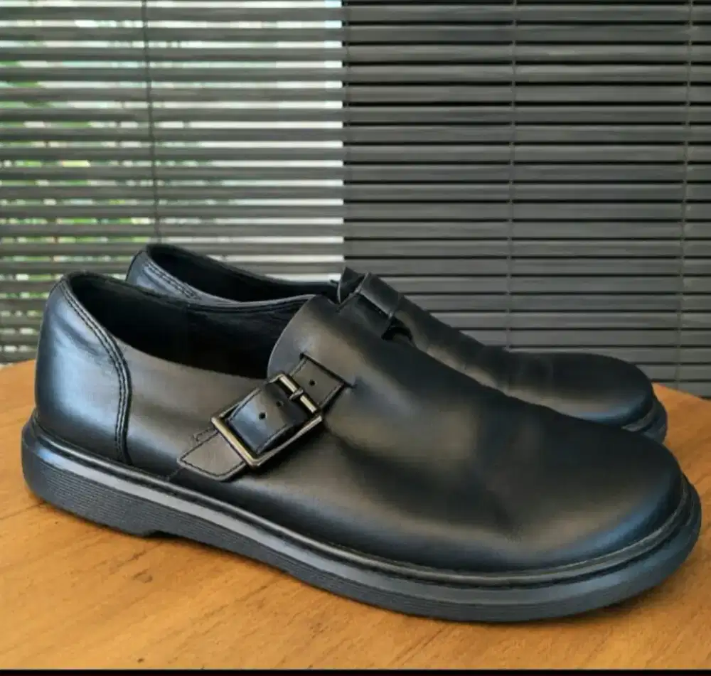 dr martens second