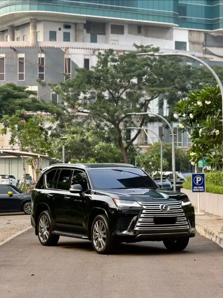 [Cash] Lexus Lx600 Vip 4Seater