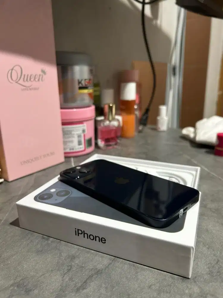Iphone 13 128 garansi apple on