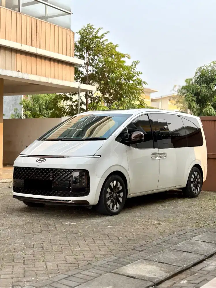 [Cash] Hyundai Staria Signature 7Seater