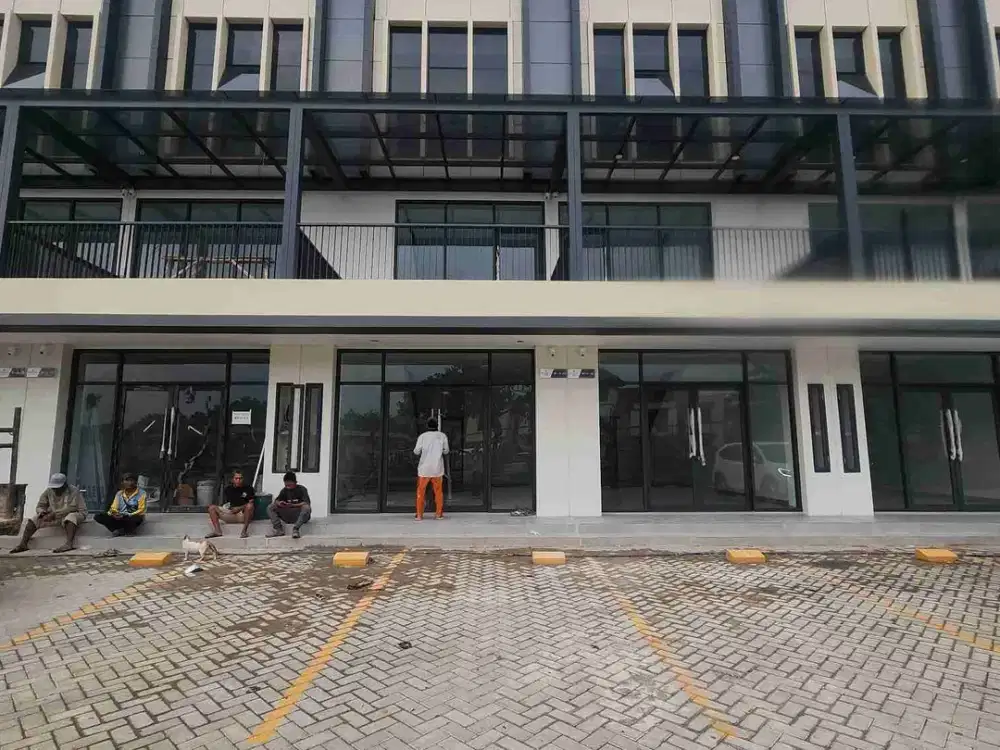 Disewakan Ruko baru Districk botanica
