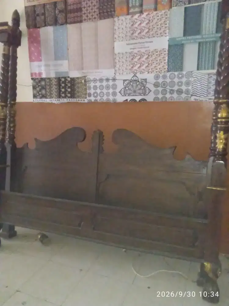 Jual cepat tempat tidur kayu jati asli