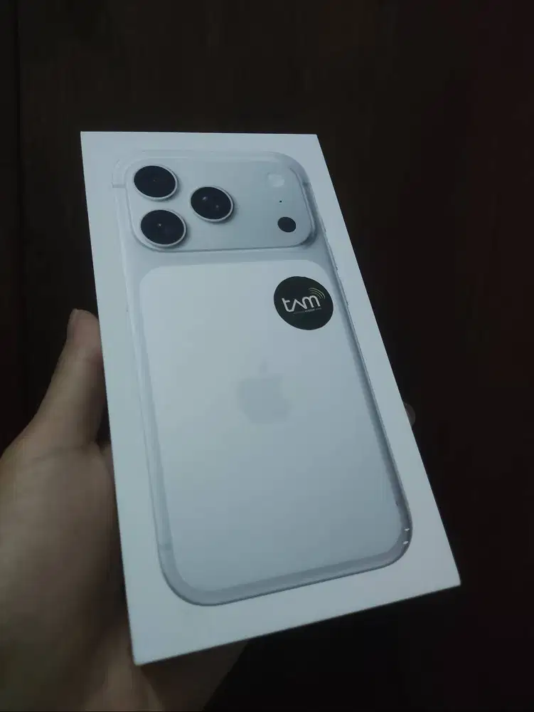 iPhone 17 pro silver 256 New SEGEL BNIB