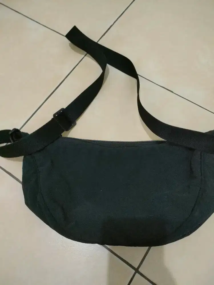 Jual tas merk dr uniqlo