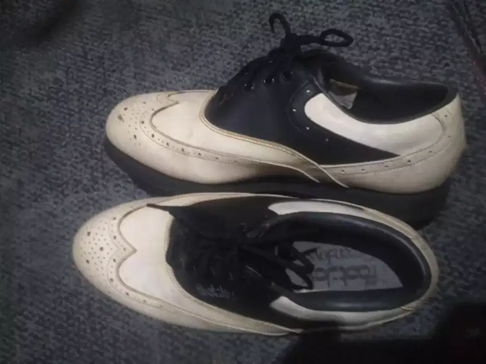 sepatu golf merk fojoy