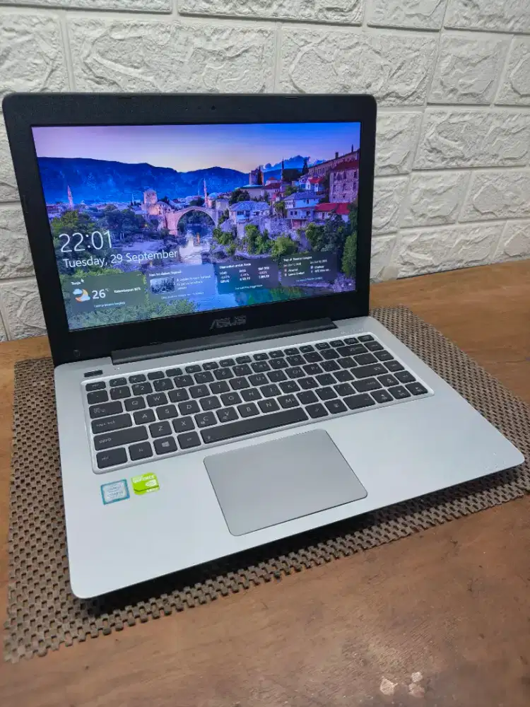 Asus X456U intel Core i5 Gen-7 (8/120+500gb) 14 inc Spek Design NORMAL