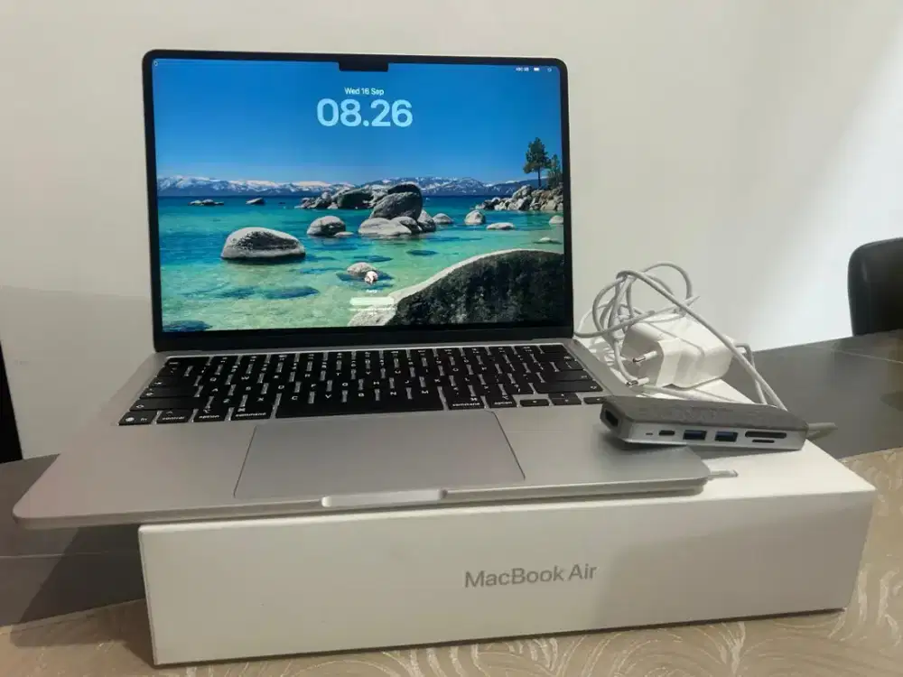 Jual MacBook Air M5 16GB/1TB