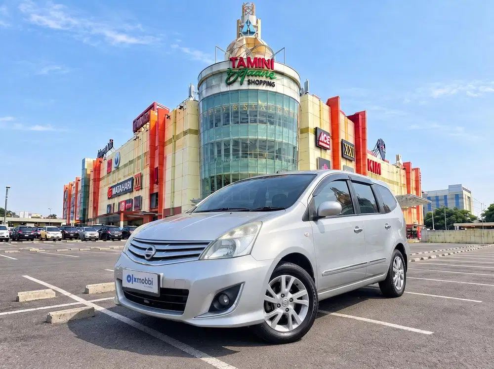 TDP RENDAH - Nissan Grand livina 1.5 XV Bensin-MT 2013 Abu CYTMD