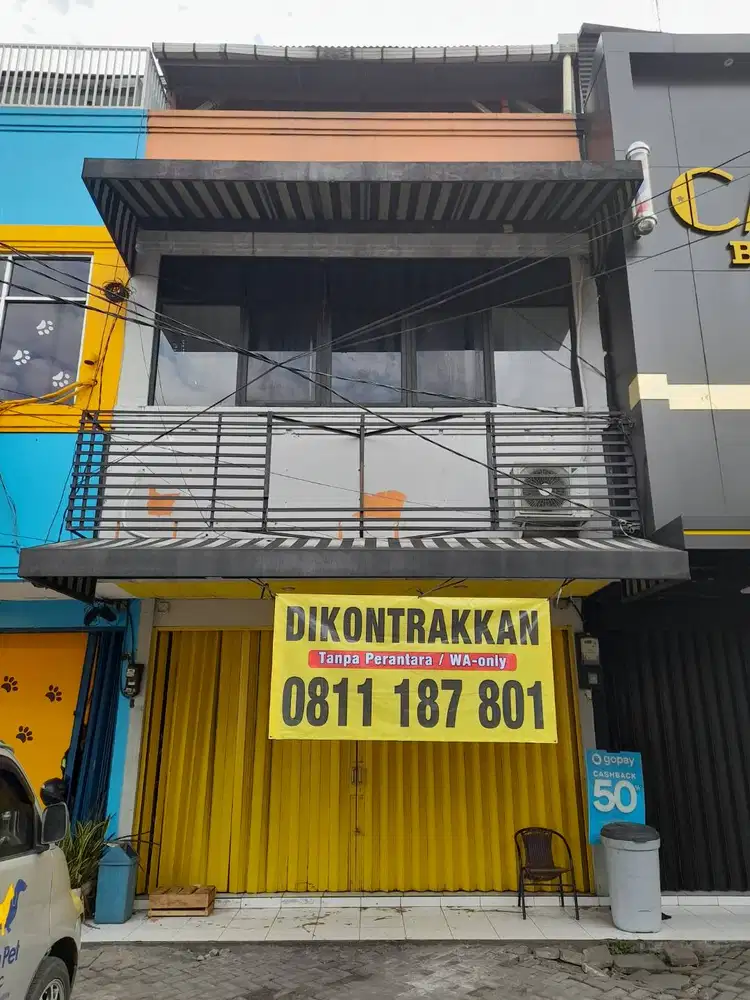 Dikontrakkan ruko 2,5 lantai pusat kota