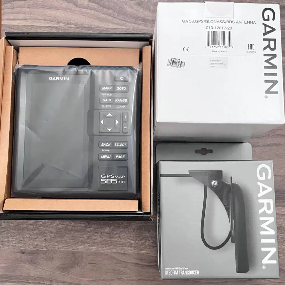 Garmin GPSMAP 585 Plus Batam