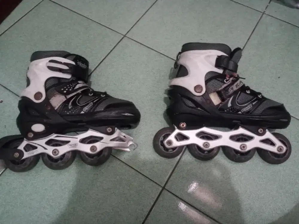 Rolleblade/sepatu roda anak